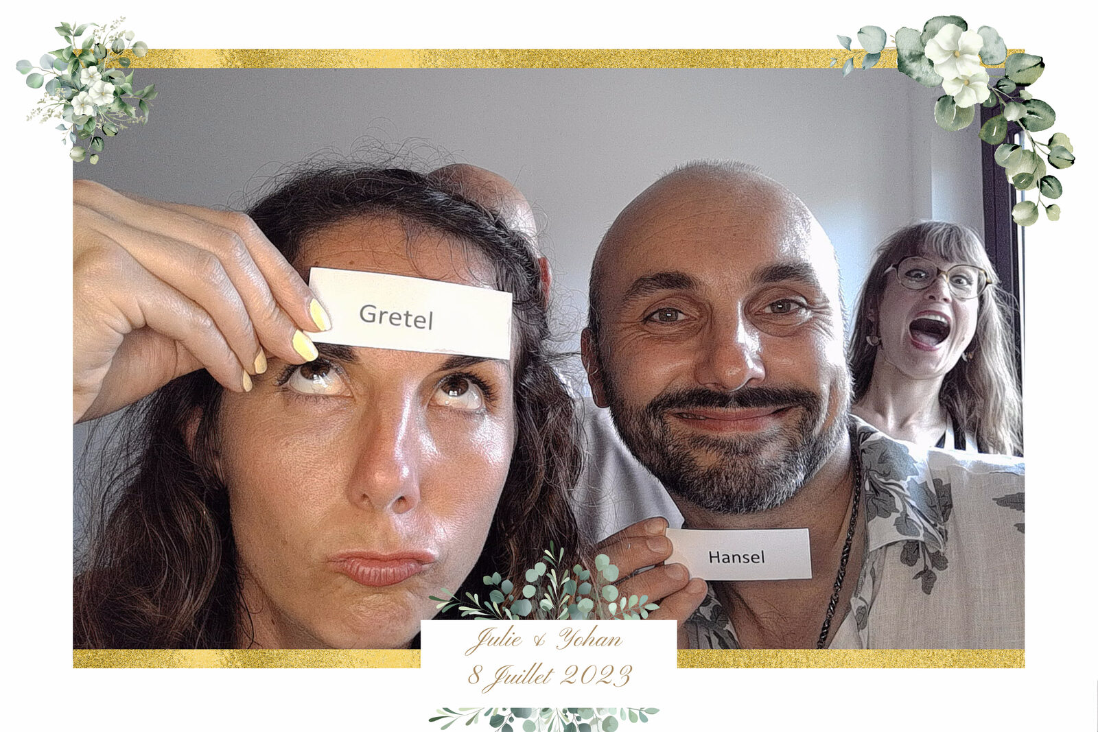 Photo Booth Jaysphotography en action lors d'une réception mariage — souvenirs imprimés instantanés