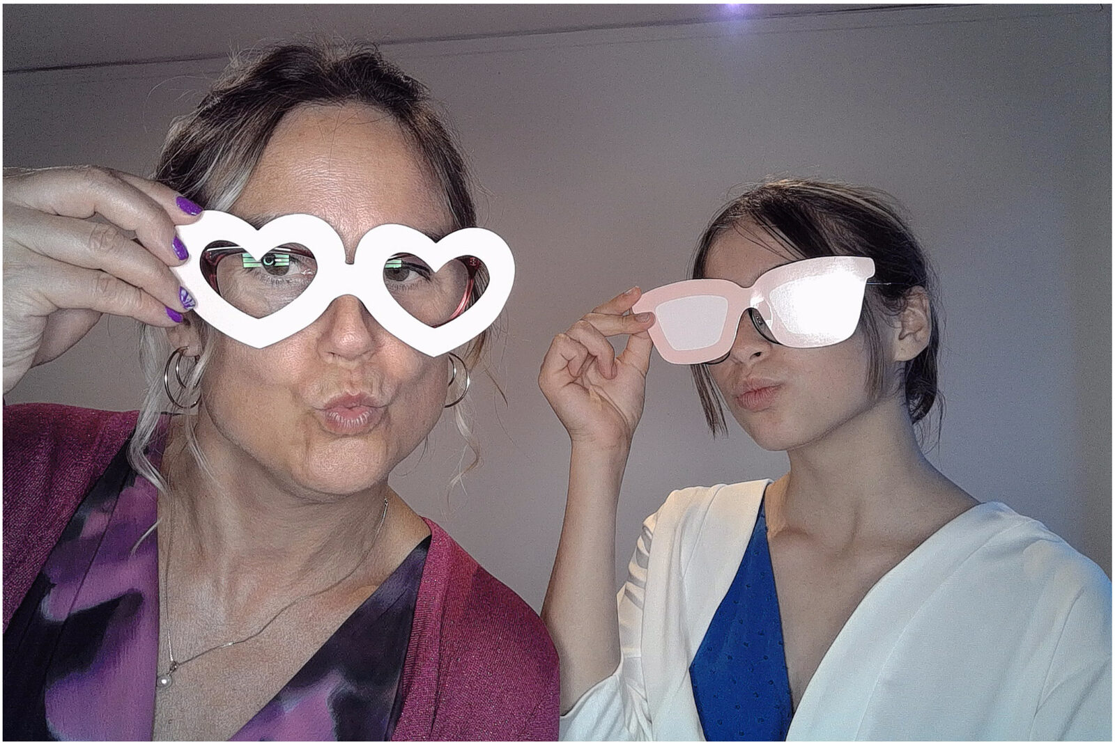 Borne Photo Booth Jaysphotography pendant le vin d'honneur — tirages illimités pour les invités