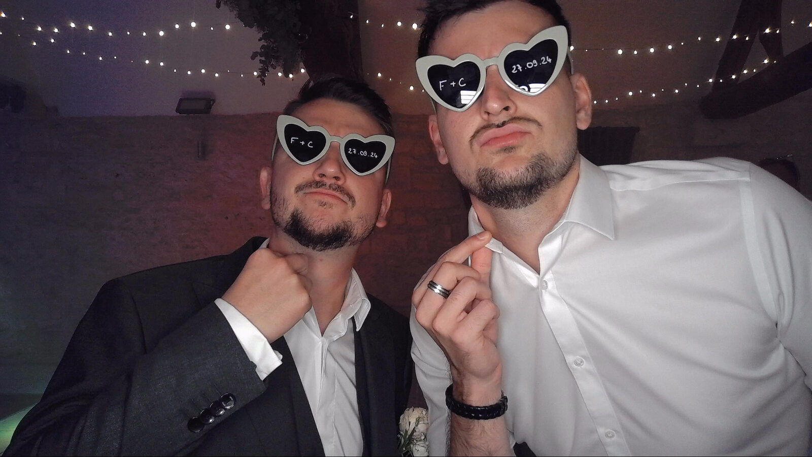 Borne selfie Jaysphotography sur réception — impression photo en 8 secondes sur place