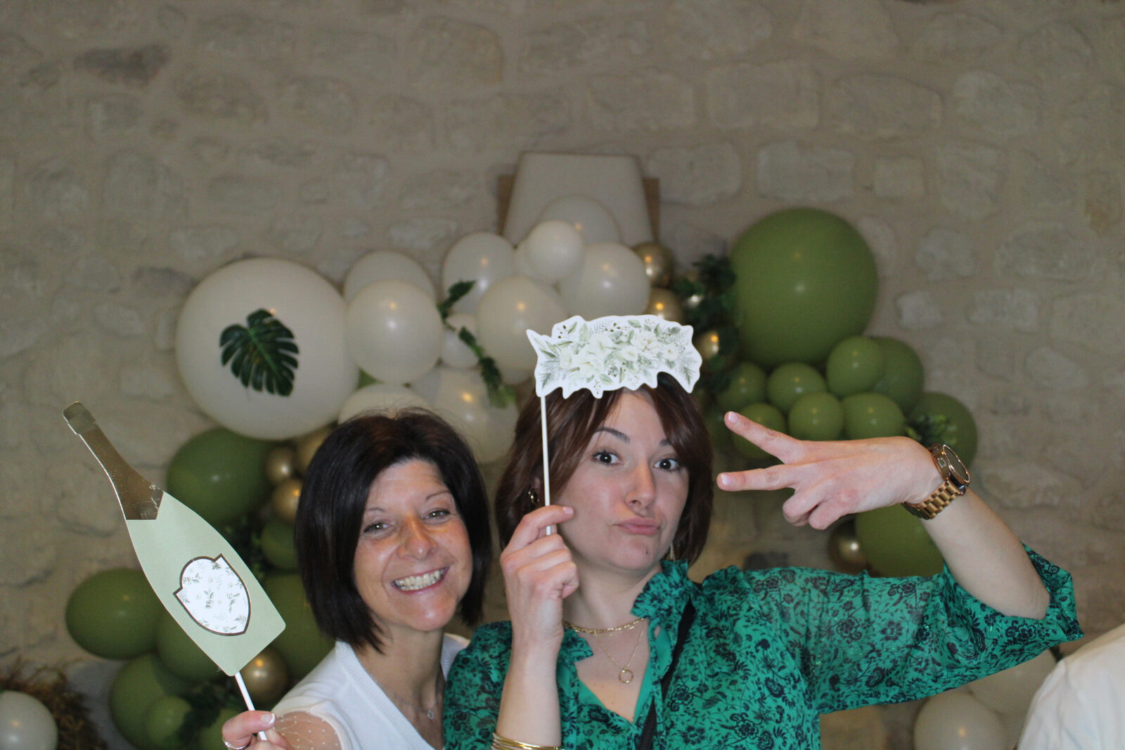 Borne Photo Booth Jaysphotography pendant le vin d'honneur — tirages illimités pour les invités