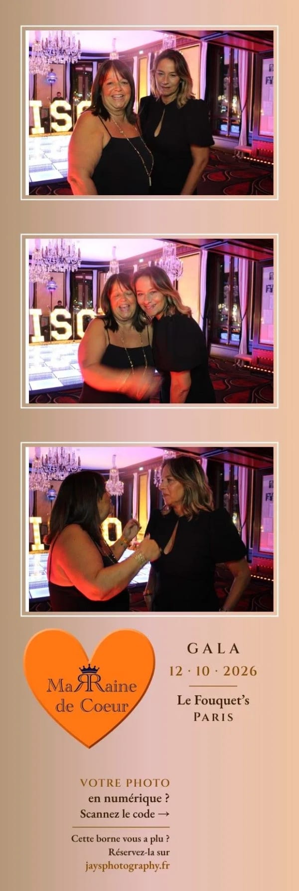 Bandelette de trois photos de deux invitées au Fouquet's, avec le cœur de Marraine de Cœur, la date du gala et « Le Fouquet's Paris »