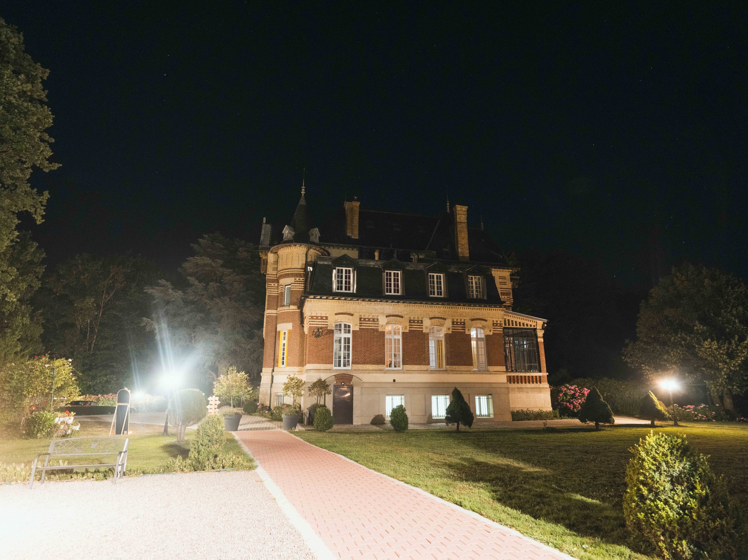 Lison & Mohammed, Château de Moliens 10