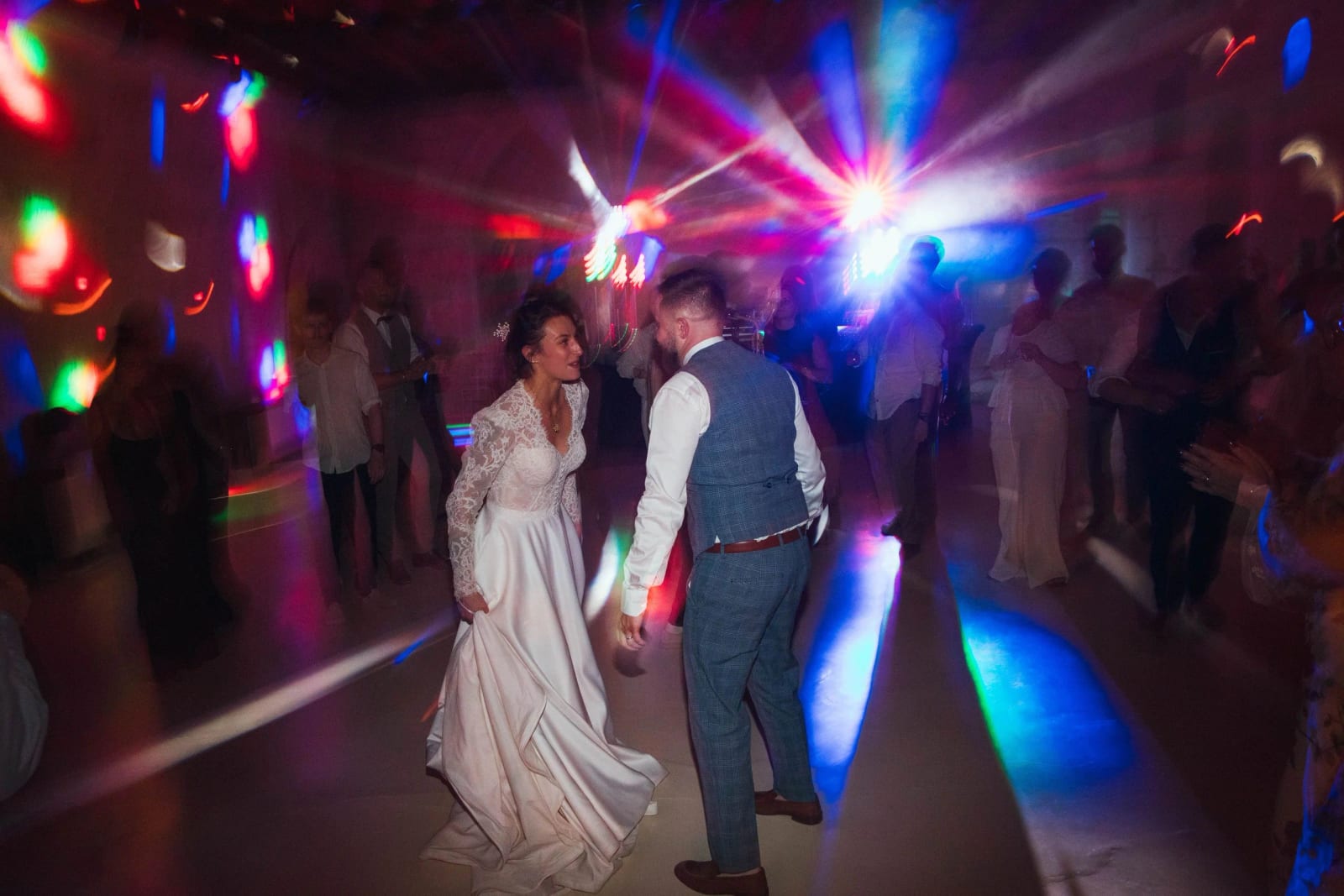 Celia & Adrien, Abbaye royale du Moncel 14
