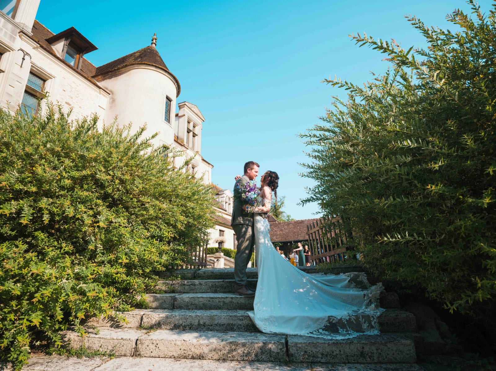 Morgan & François, Château de Pontarmé 1