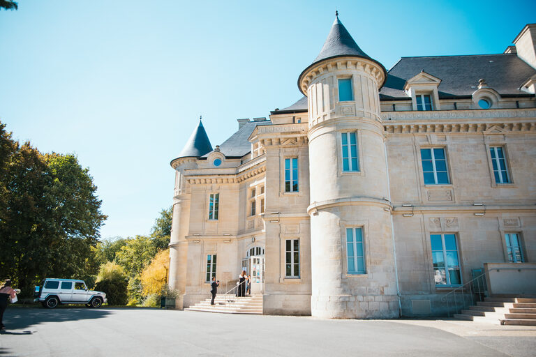 Mariage photographié : Domaine de Chantilly (Oise)