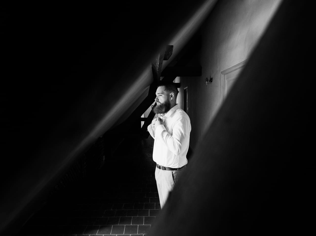 Wedding photographer at Château de Moliens — Château de Moliens